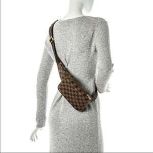 Louis Vuitton Damier Body Bag / Geronimo